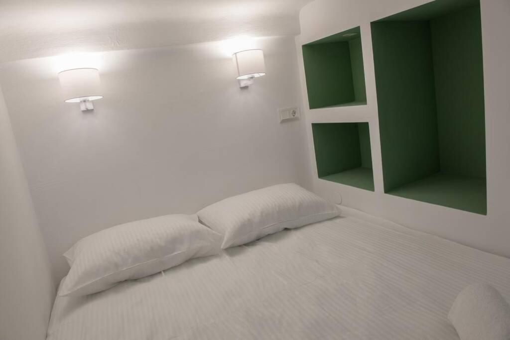 The Little Big Apartment In The Heart Of Heraklion Exteriör bild